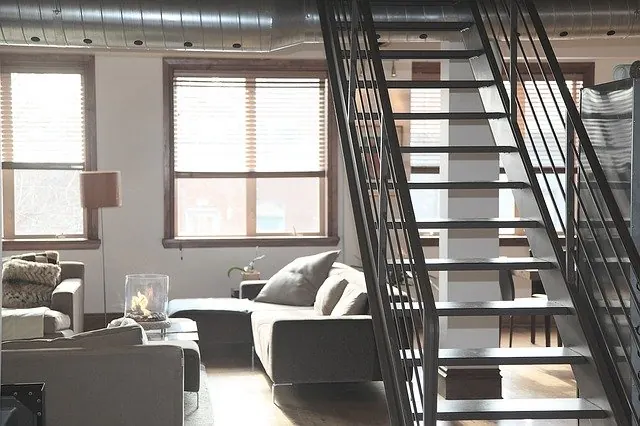 Salón de una vivienda hipotecada que se ofrece como garantía de un préstamo ajeno